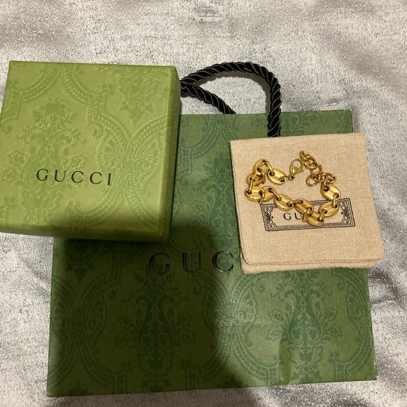 Gucci Gold Plated Gucci Link Bracelet - Picture 3 of 6